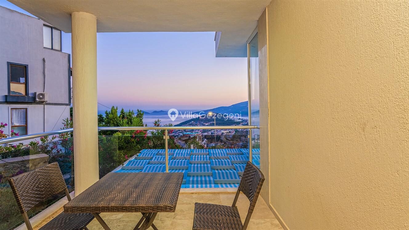 Villa Neptune — 71