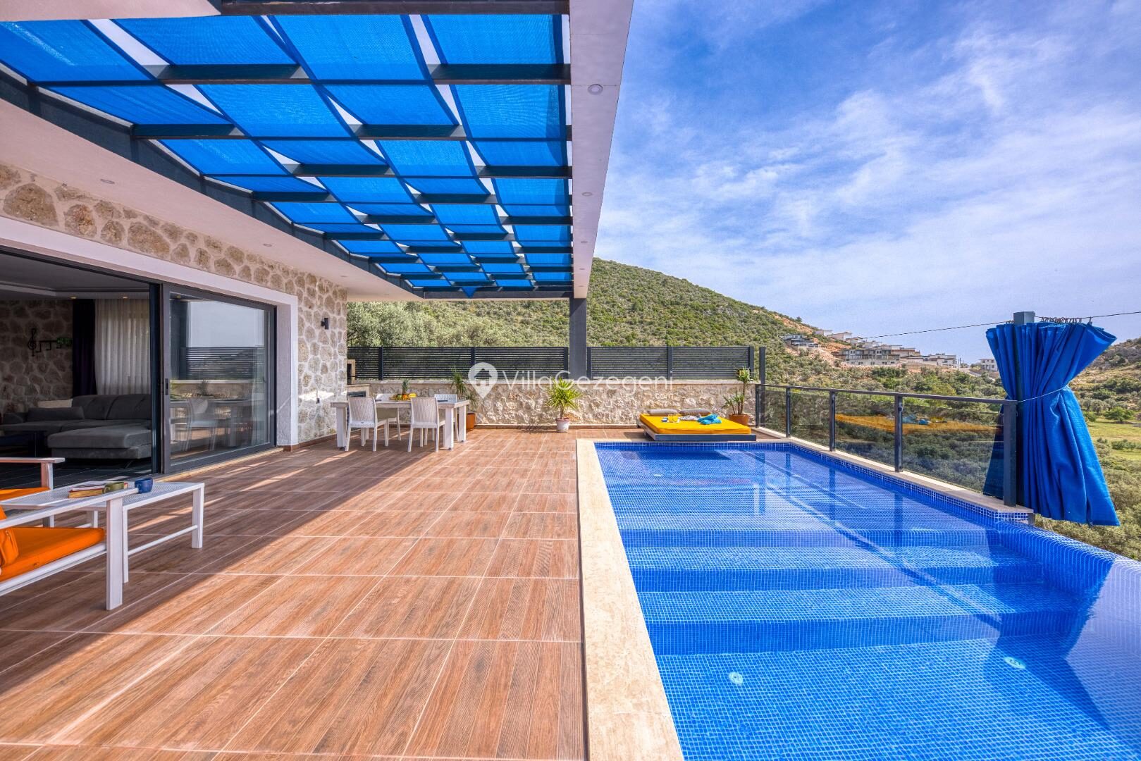 Villa Panamera — 2