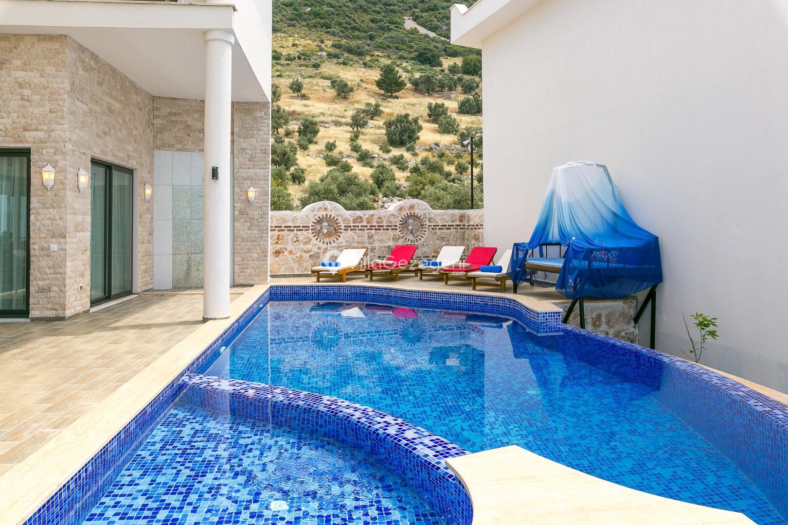 Villa Hills Excellence — 16