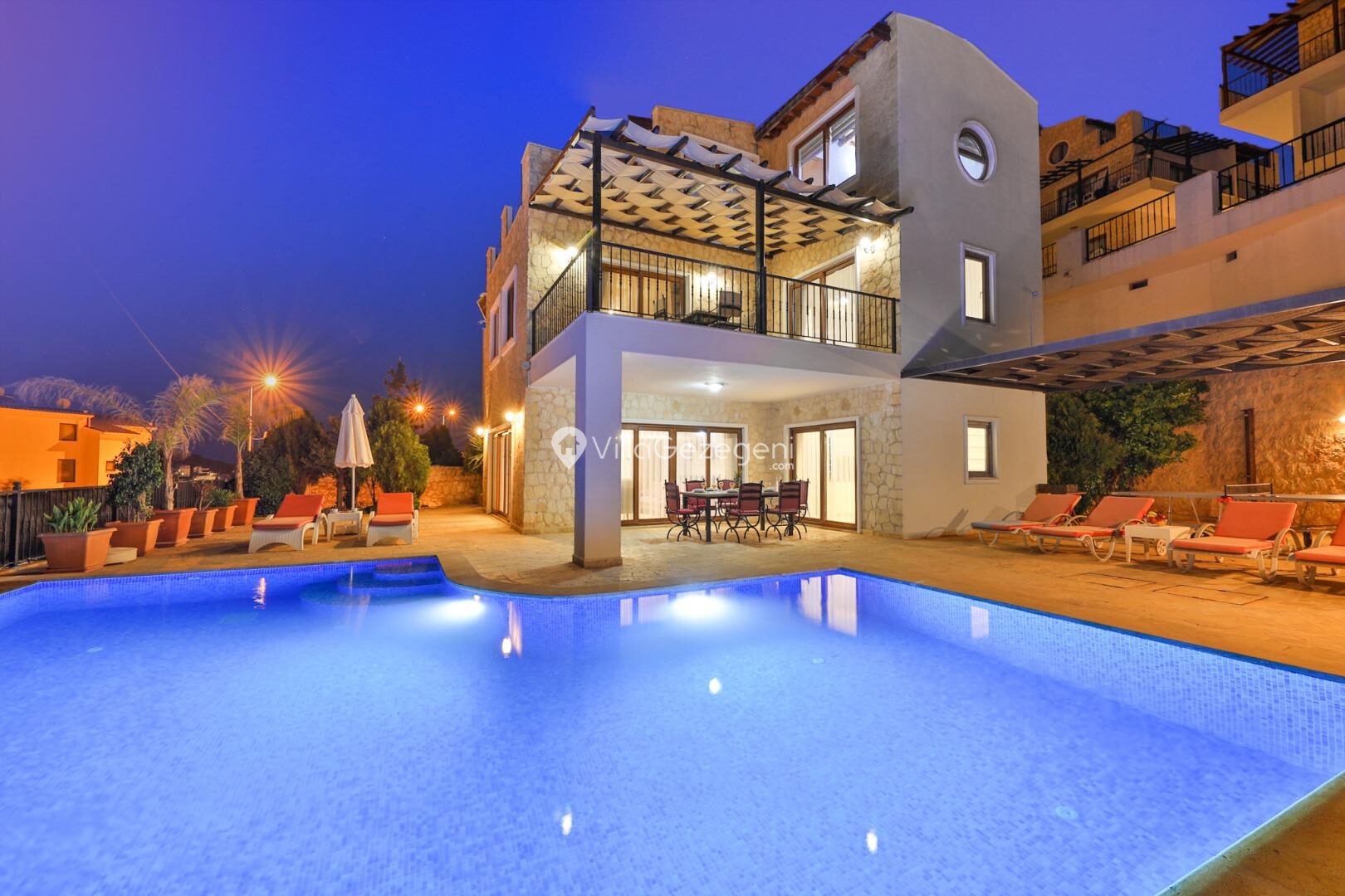 Villa Serta — 5