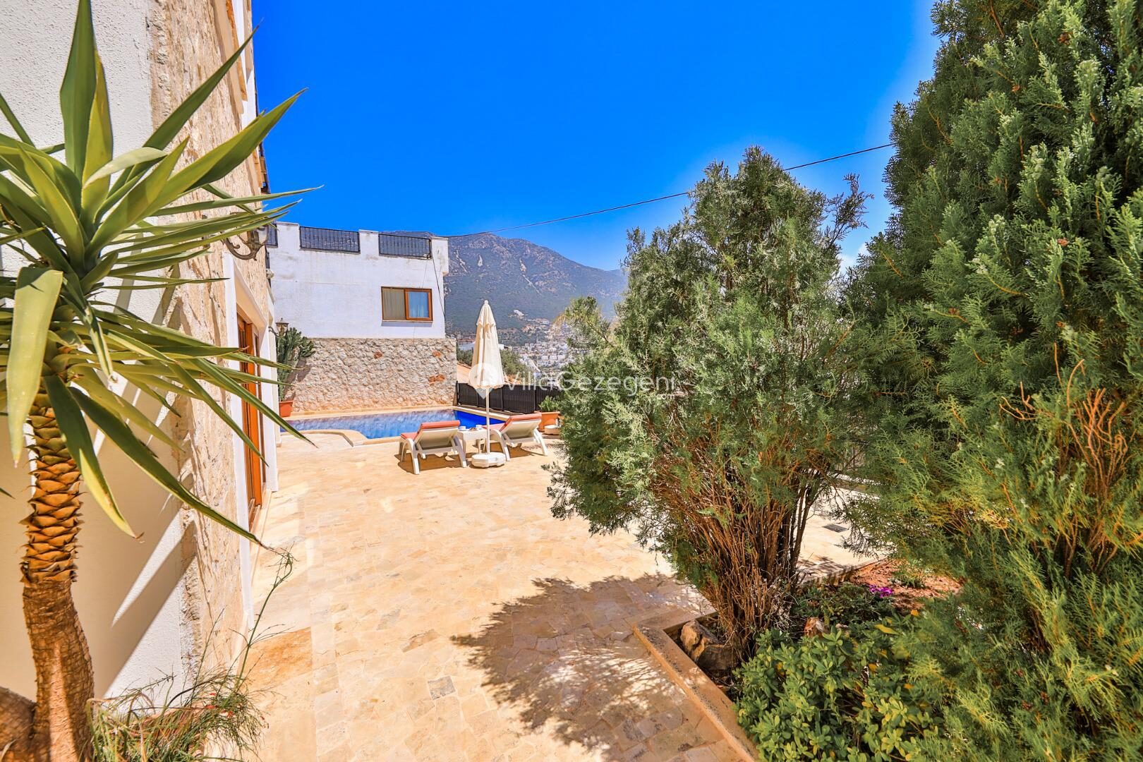 Villa Serta — 11