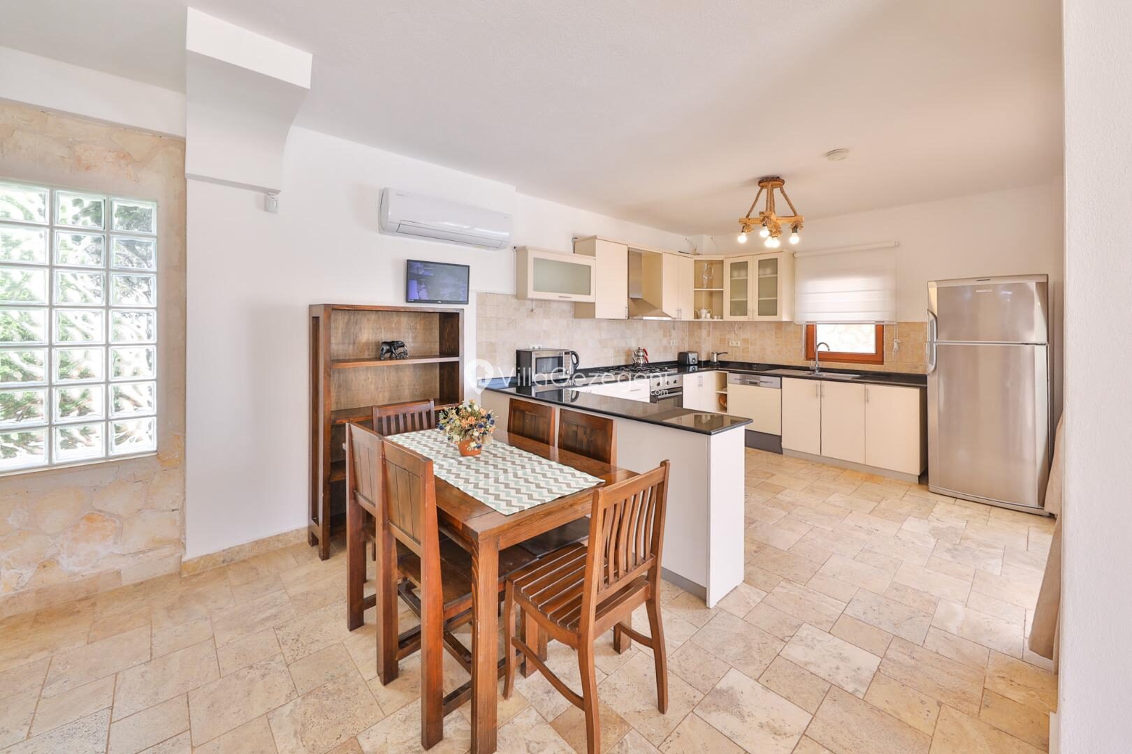 Villa Serta — 18