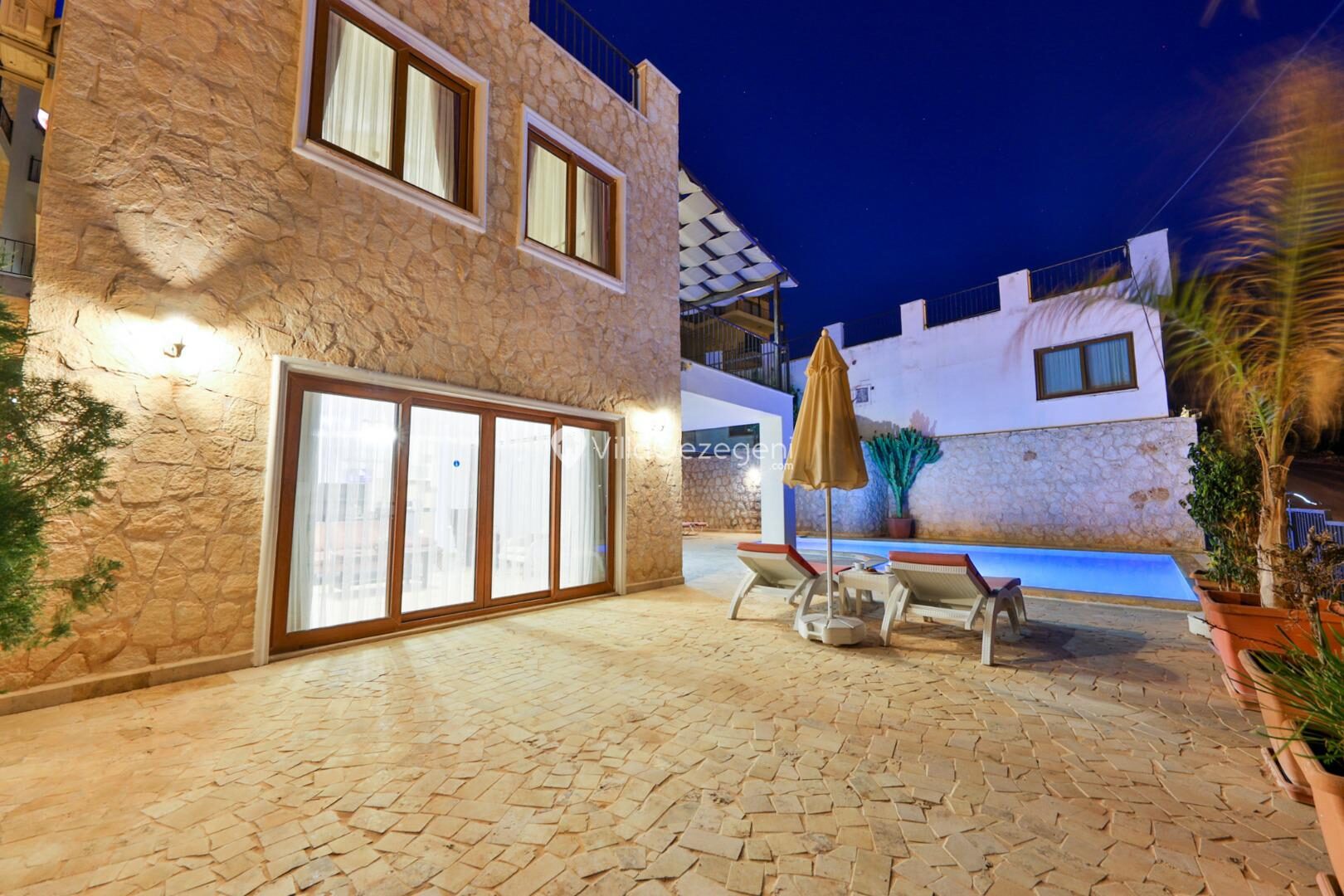 Villa Serta — 35