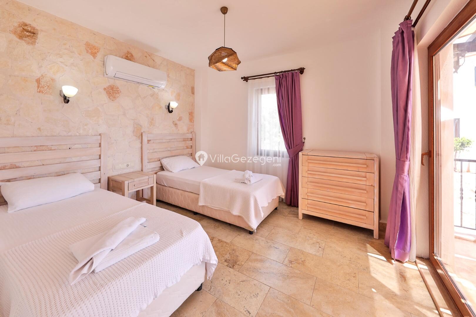 Villa Serta — 36