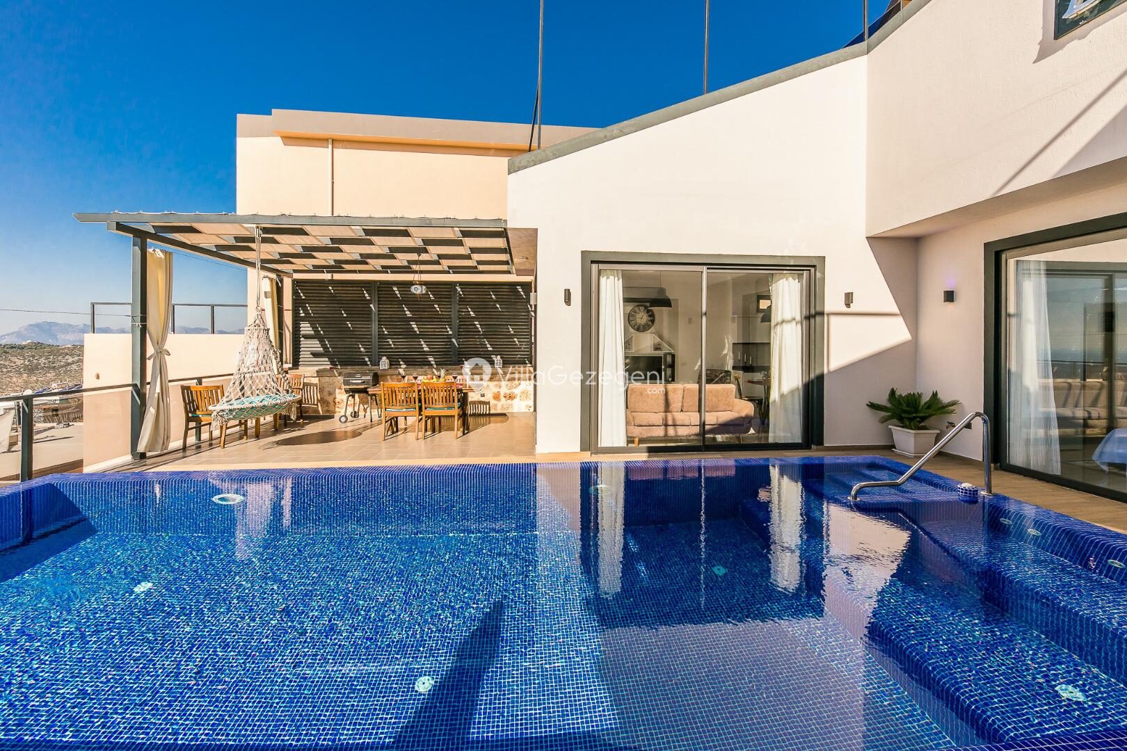 Villa Efe — 11