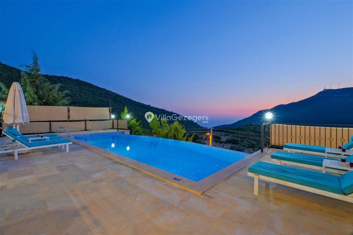 Villa Nazlı — 12