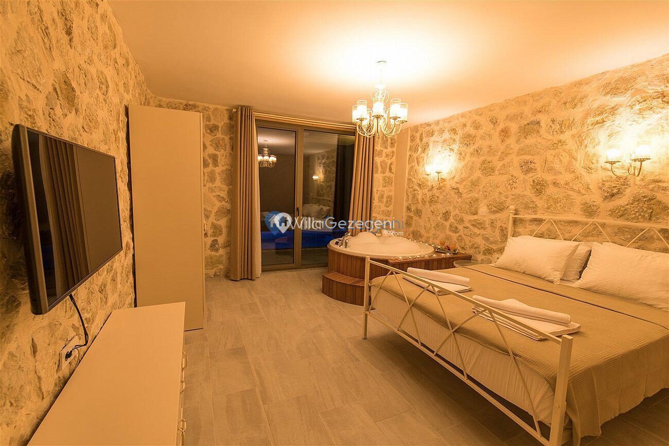 Villa Flora — 6