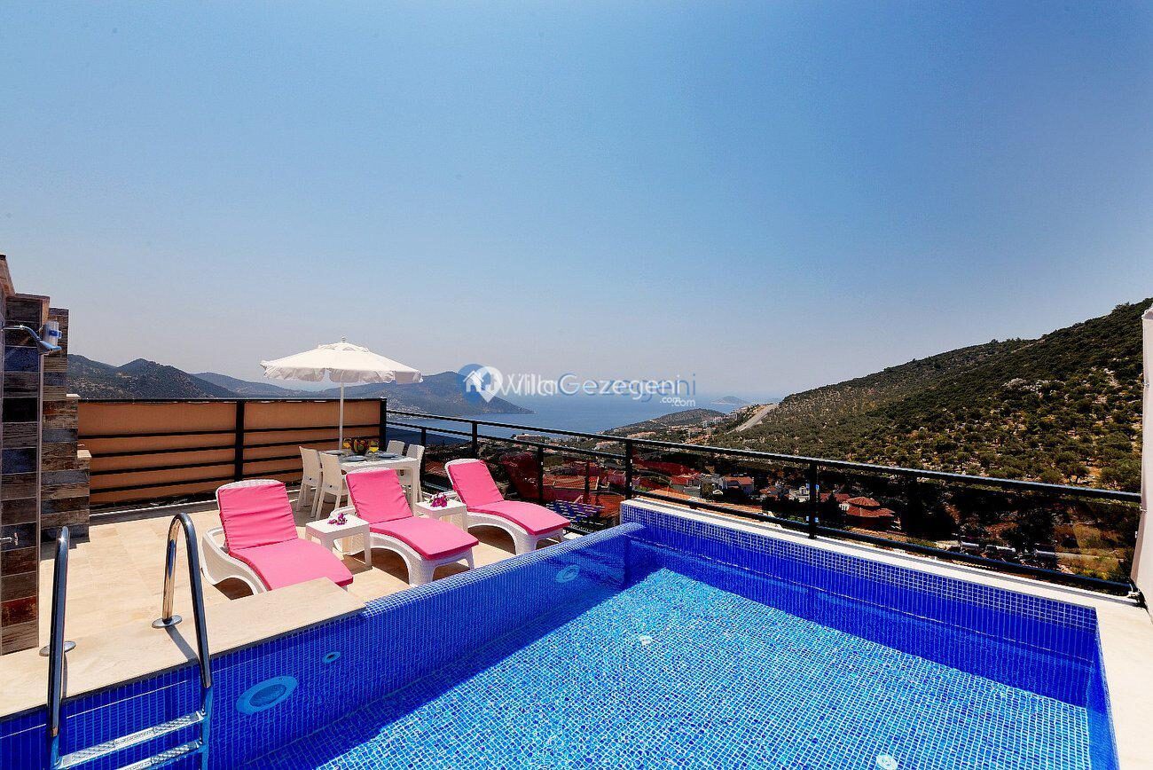 Villa Çatı – Akbel kiralık villa