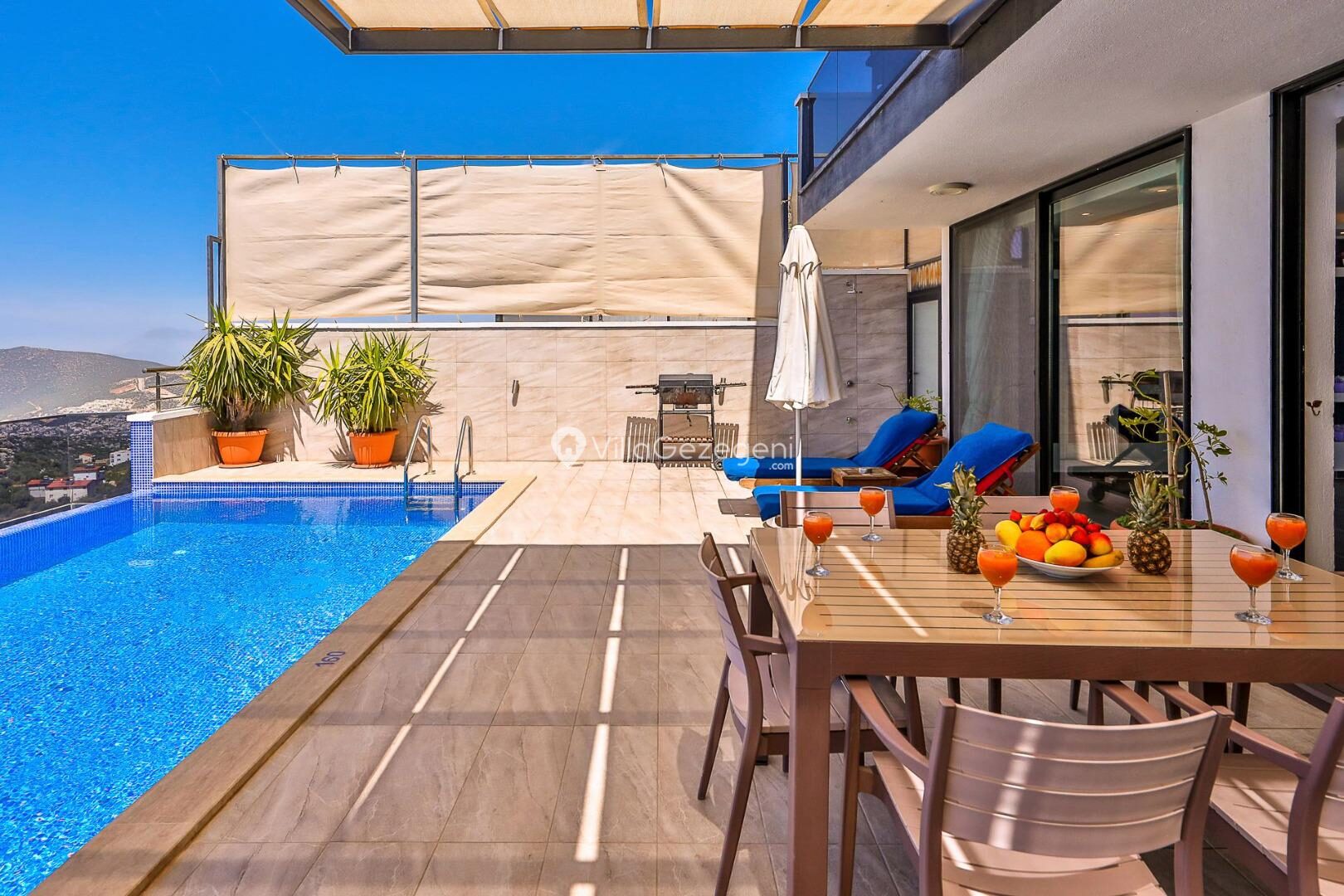 Villa Zaz — 17