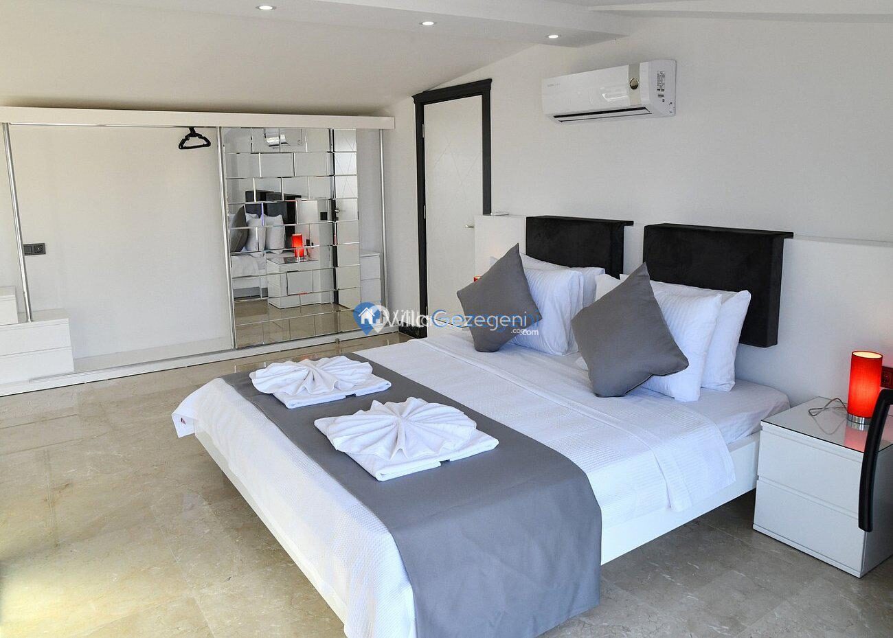Villa Unlimited 2 – Ortaalan kiralık villa