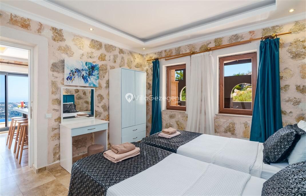 Villa Elvin — 41