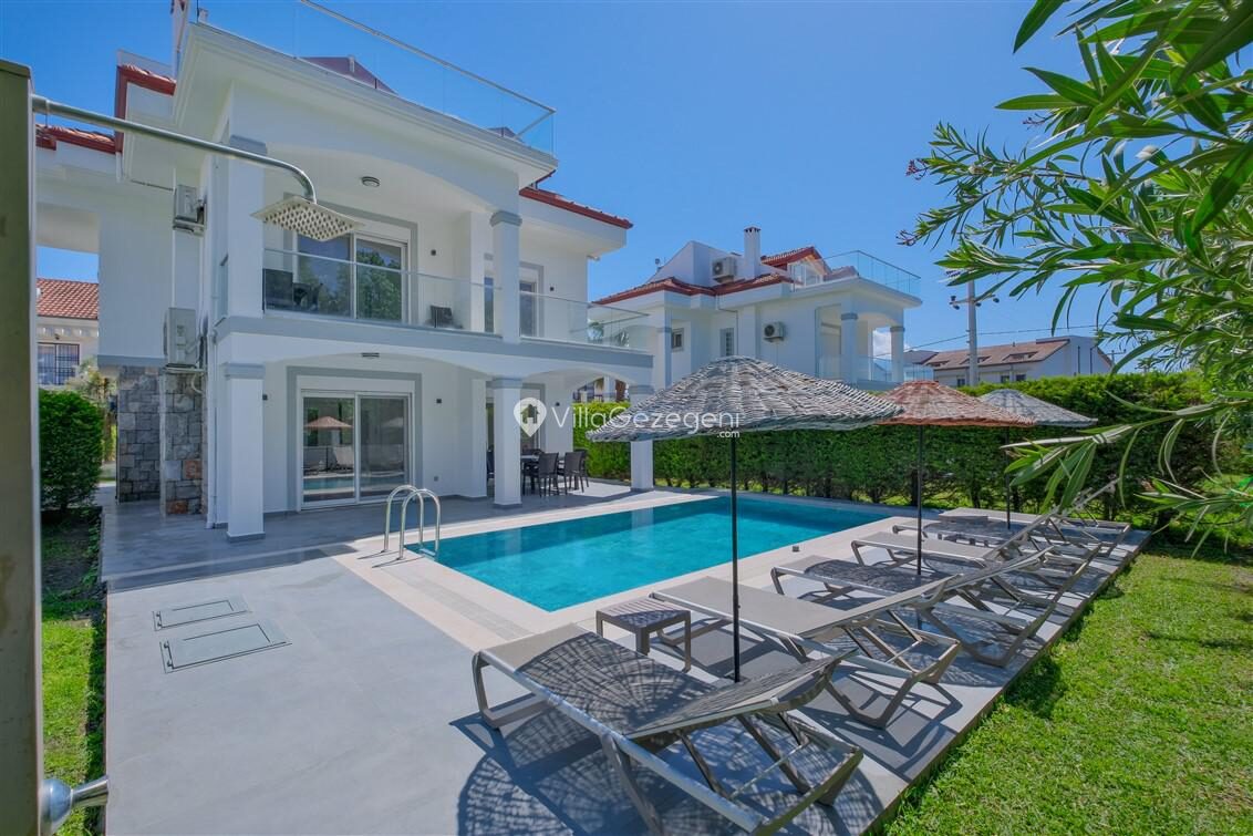 Villa Polo Two — 11