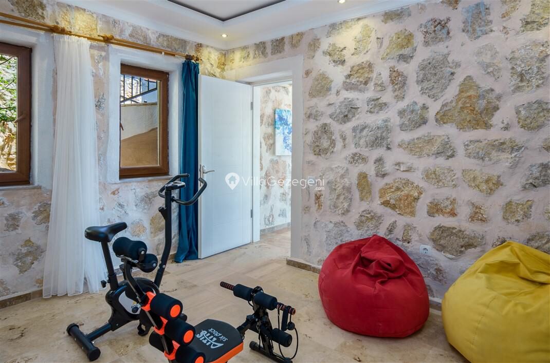 Villa Elvin — 48