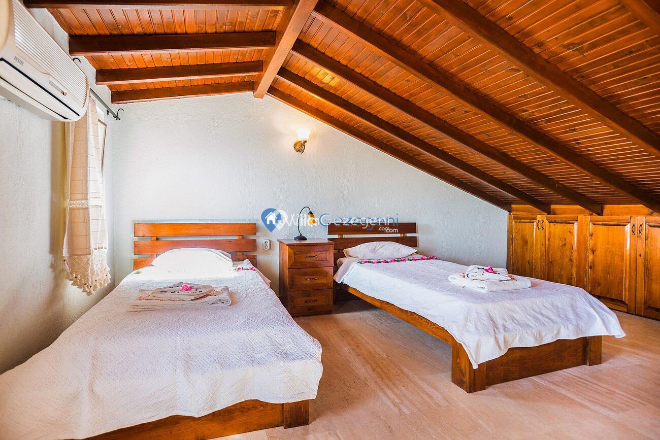 Villa Otantik — 20
