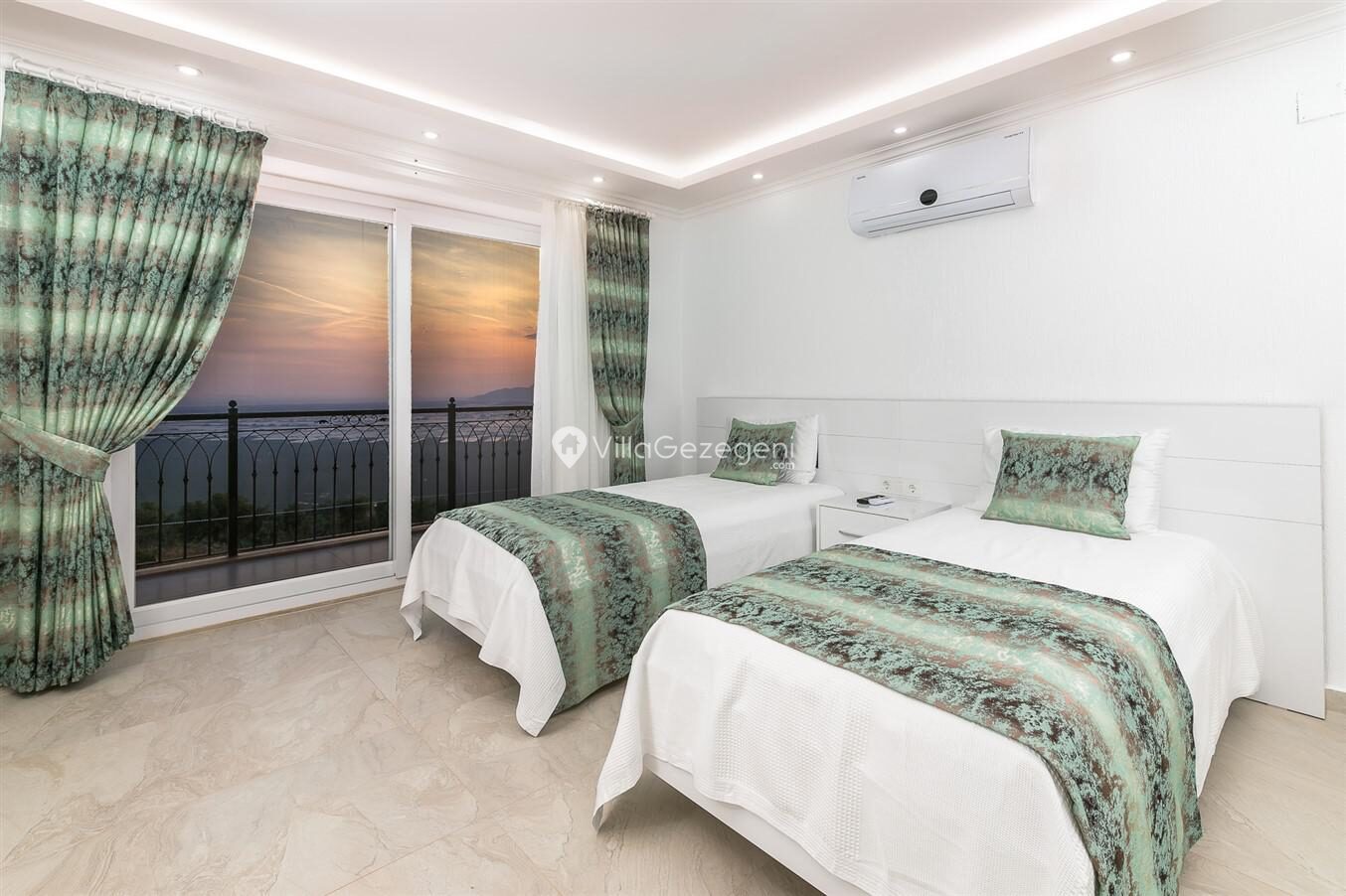 Villa Lavinia — 21