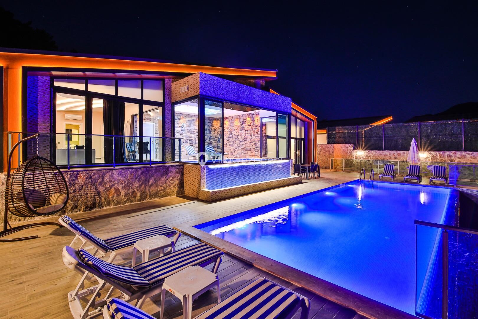 Villa Kalis 3 — 37
