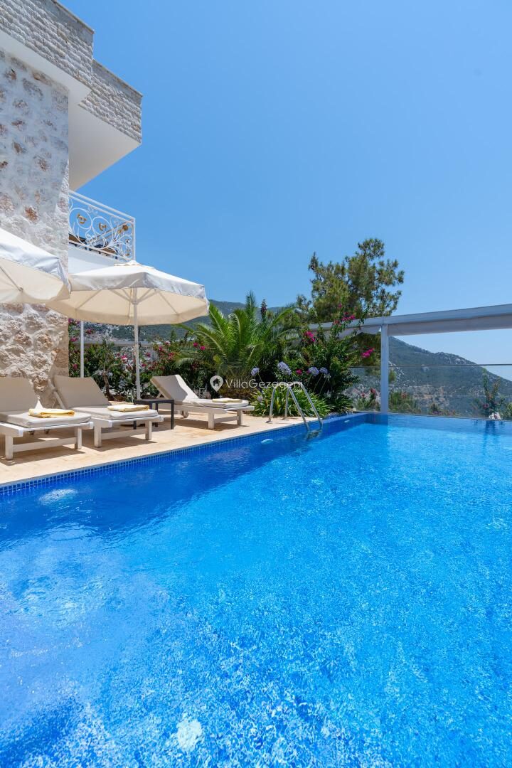 Villa Narin 9 — 7