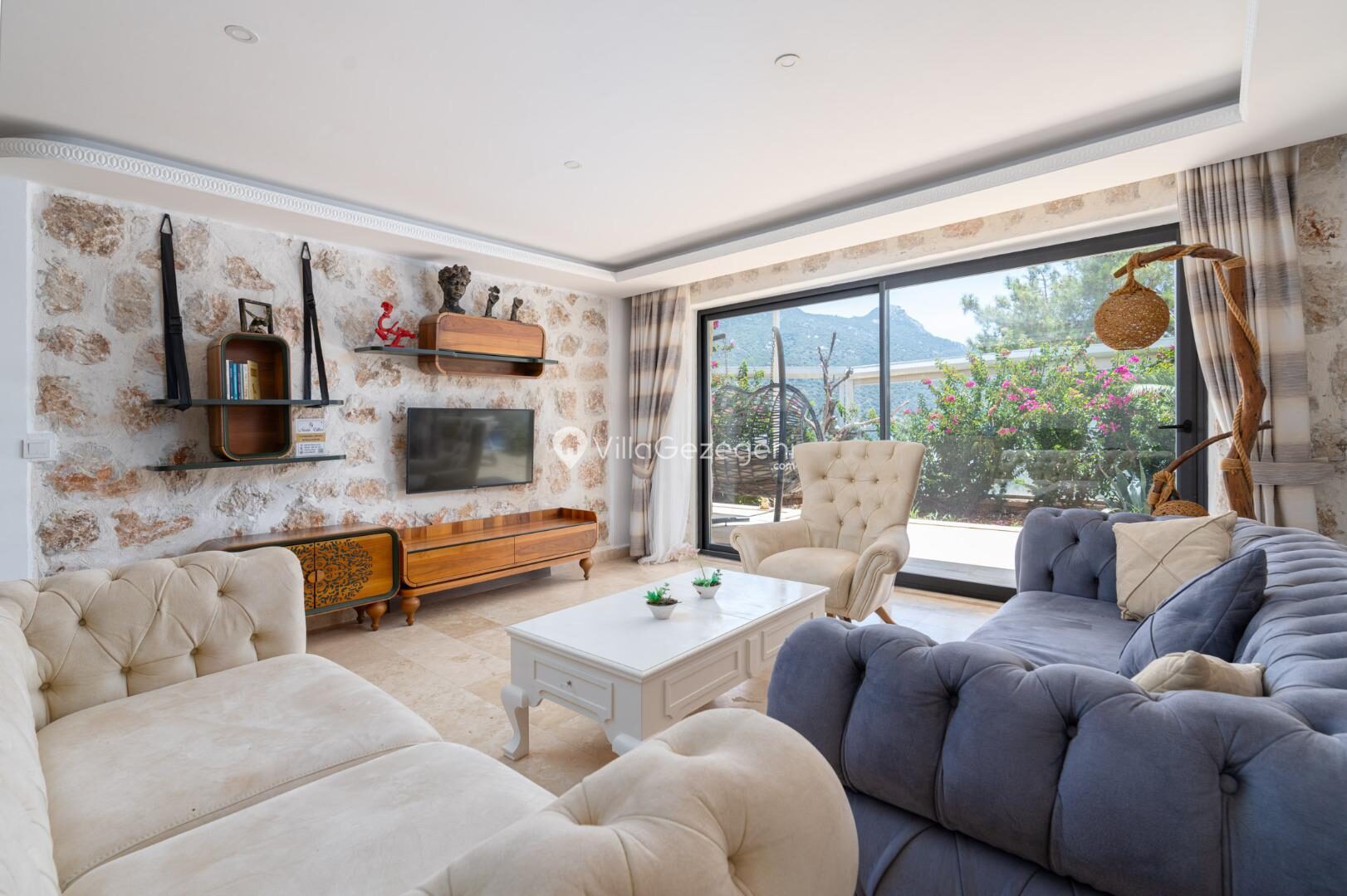 Villa Narin 9 — 16