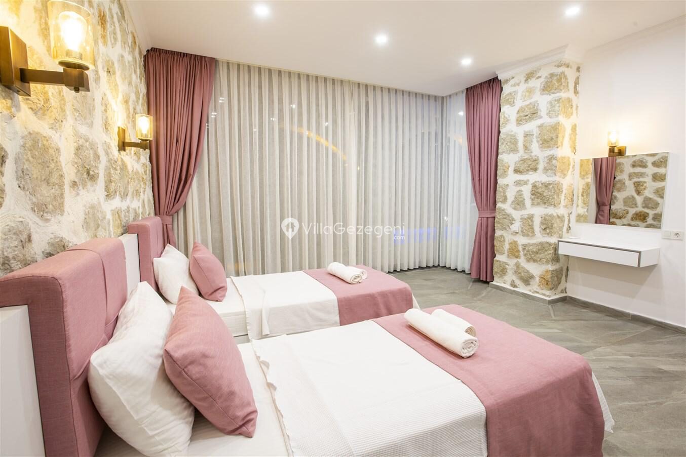 Villa Royal 3 — 20