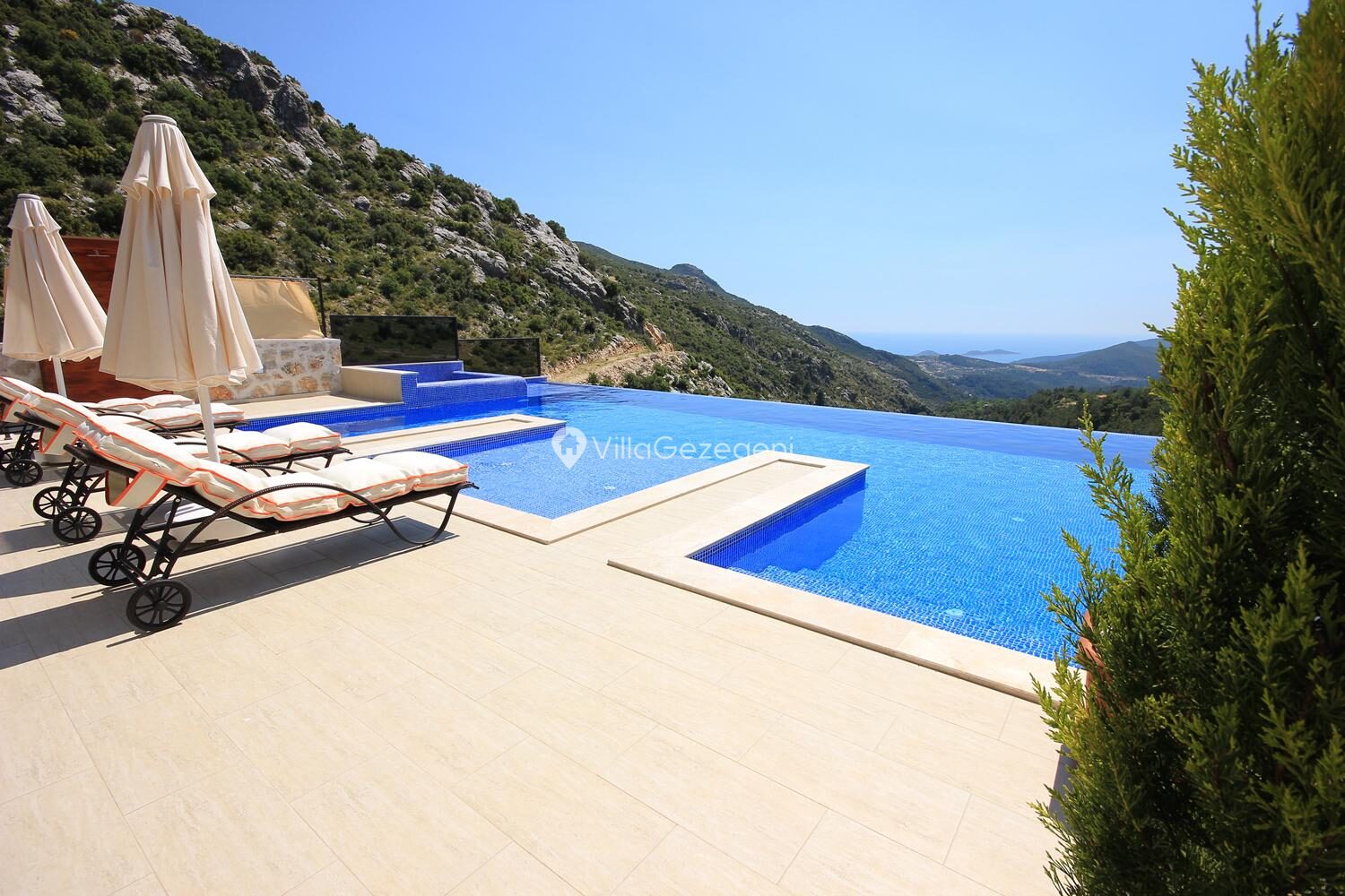 Villa Falez — 16