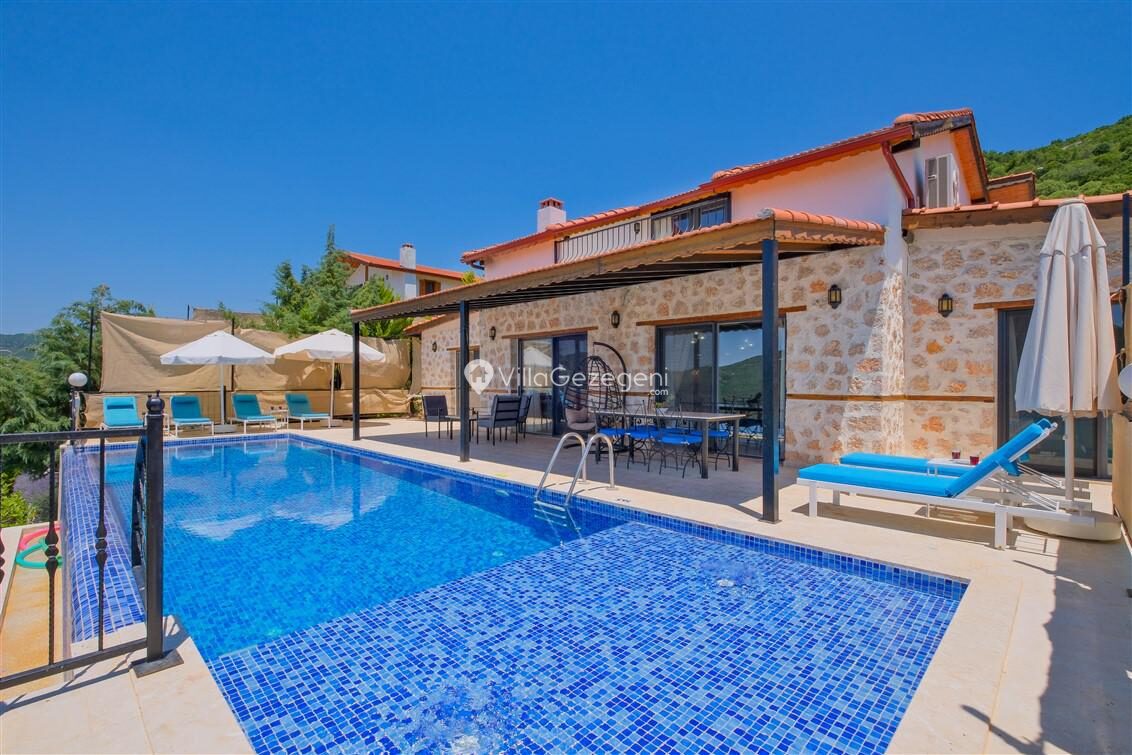 Villa Ev May — 1