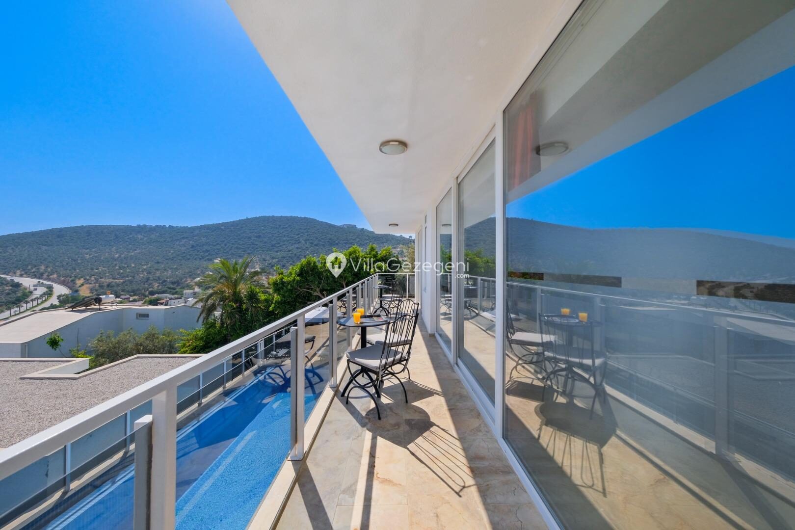 Villa Lumiere 3 – Kızıltaş kiralık villa