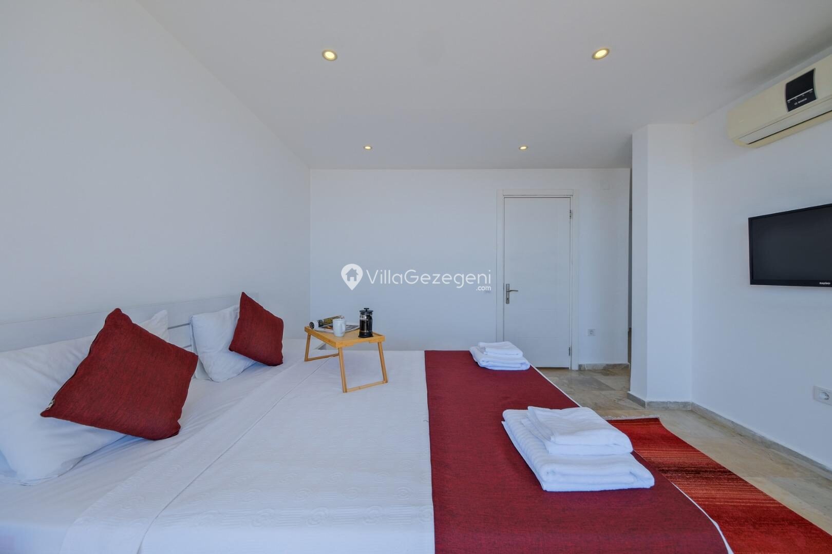 Villa Lumiere 3 – Kızıltaş kiralık villa