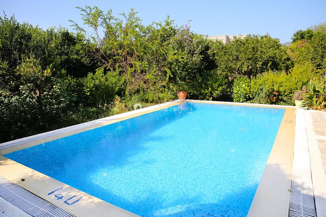 Villa Bonte 416 — 2