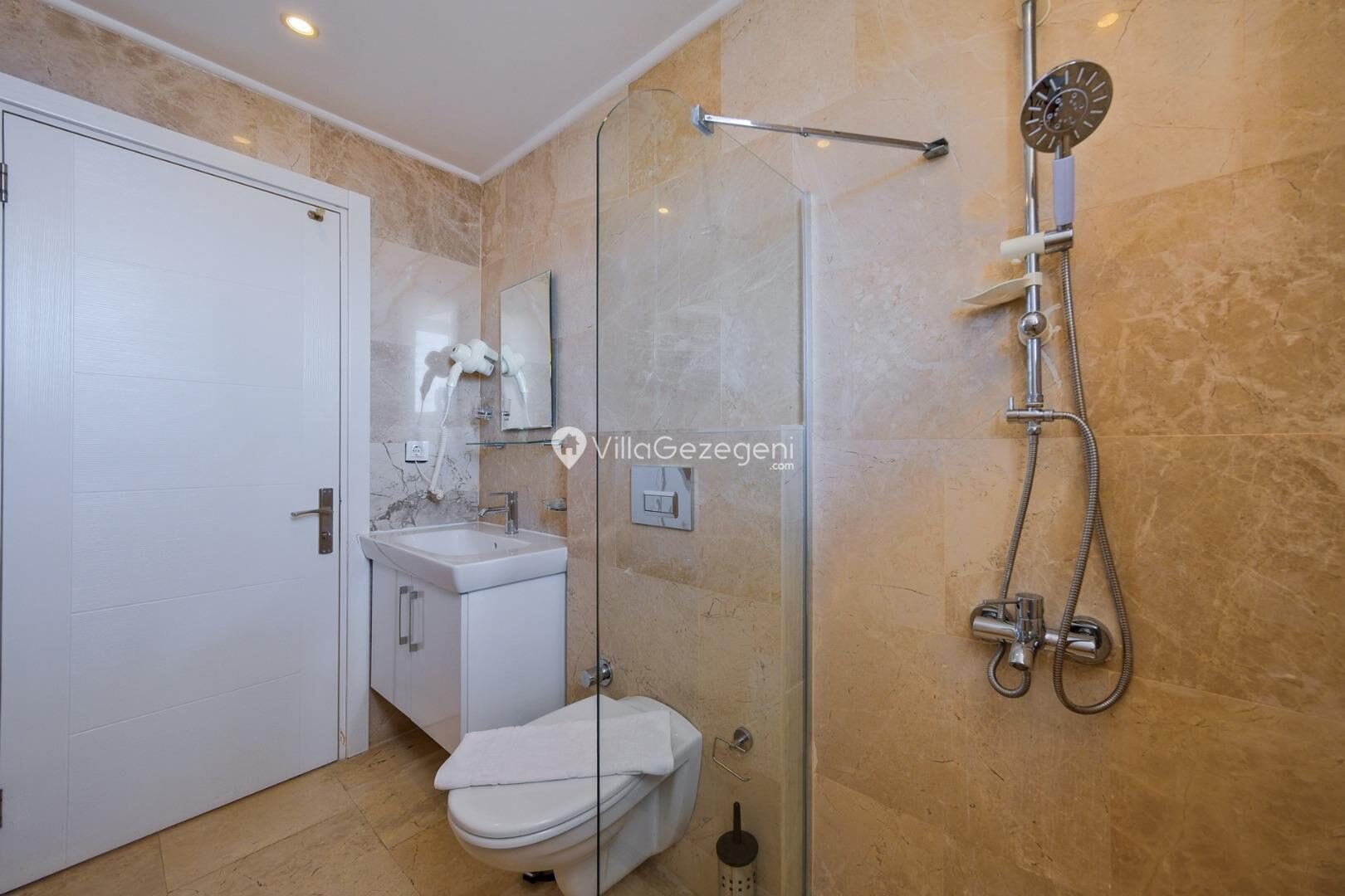 Villa Lumiere 3 – Kızıltaş kiralık villa