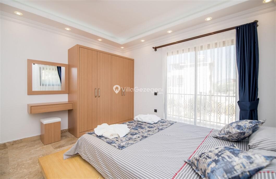 Villa Therapy — 43
