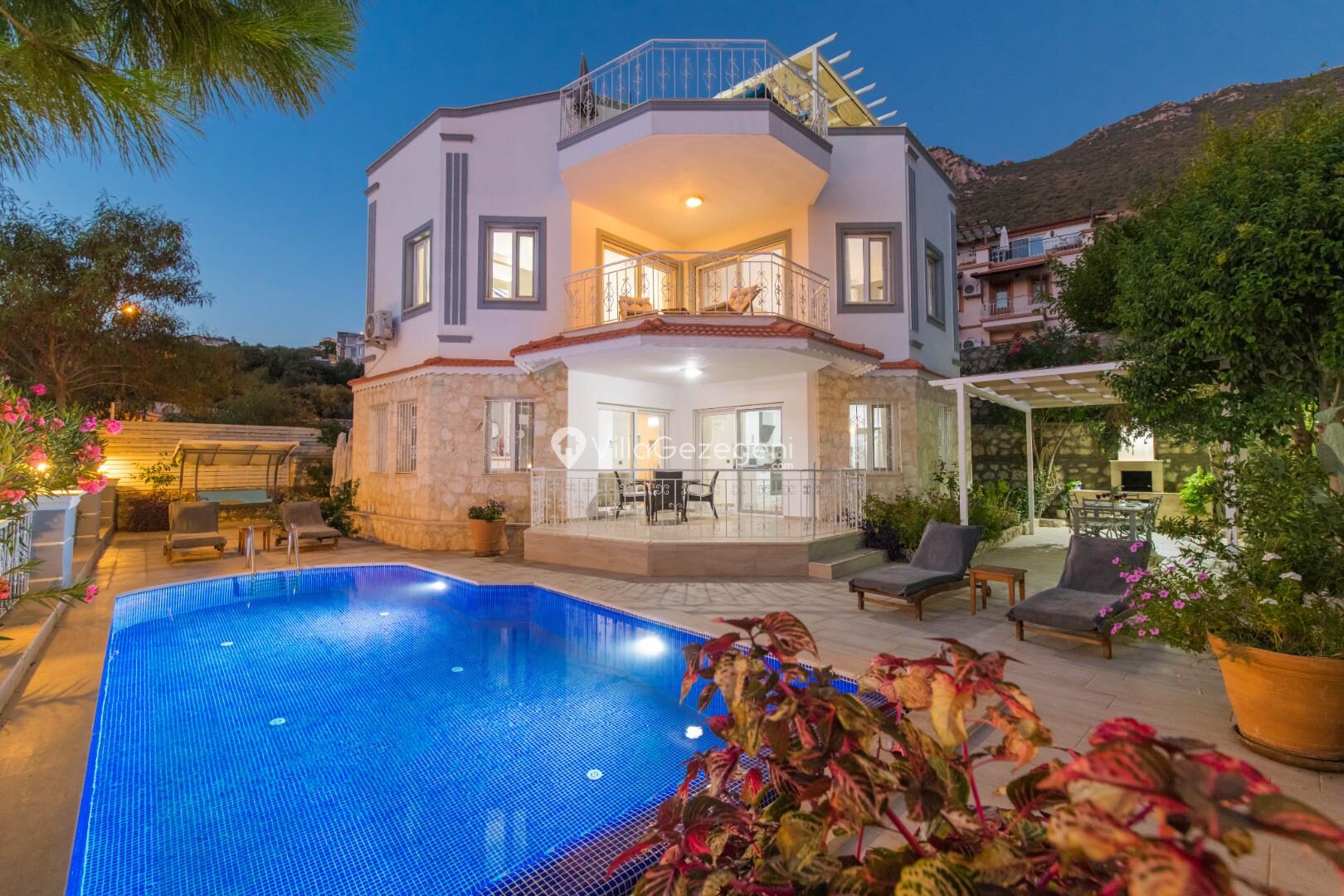 Villa Monte — 3