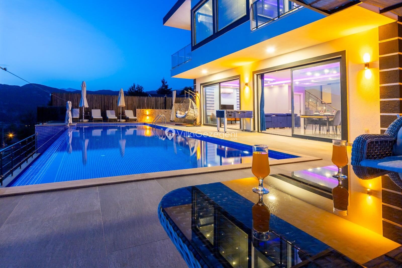Villa Pilot — 4