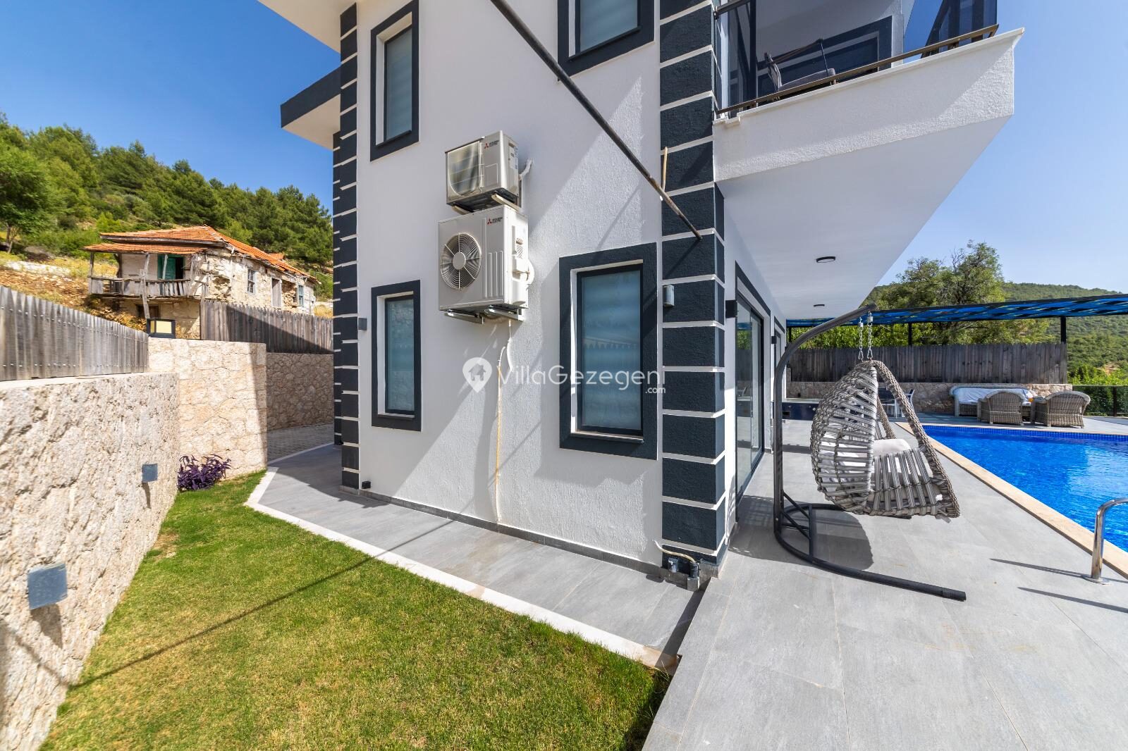 Villa Pilot — 11