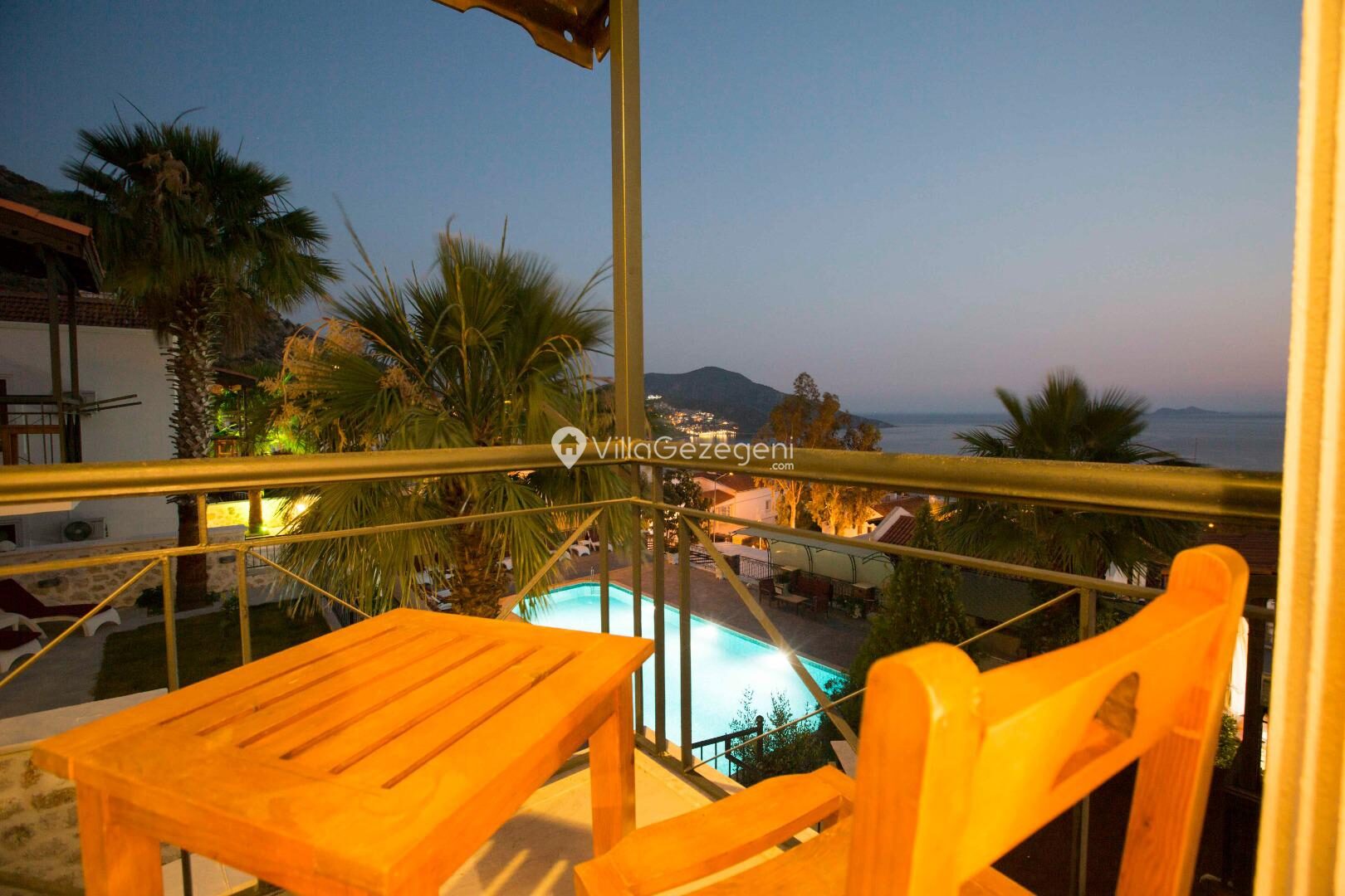 Villa Falcon 3 Bdr – Ortaalan kiralık villa