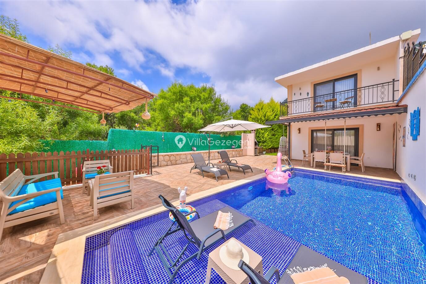 Villa Sena – Çukurbağ kiralık villa