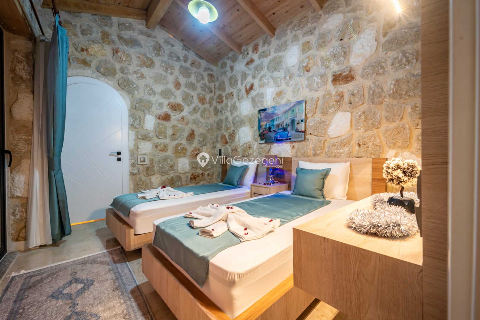 Villa Anemon 1 — 70