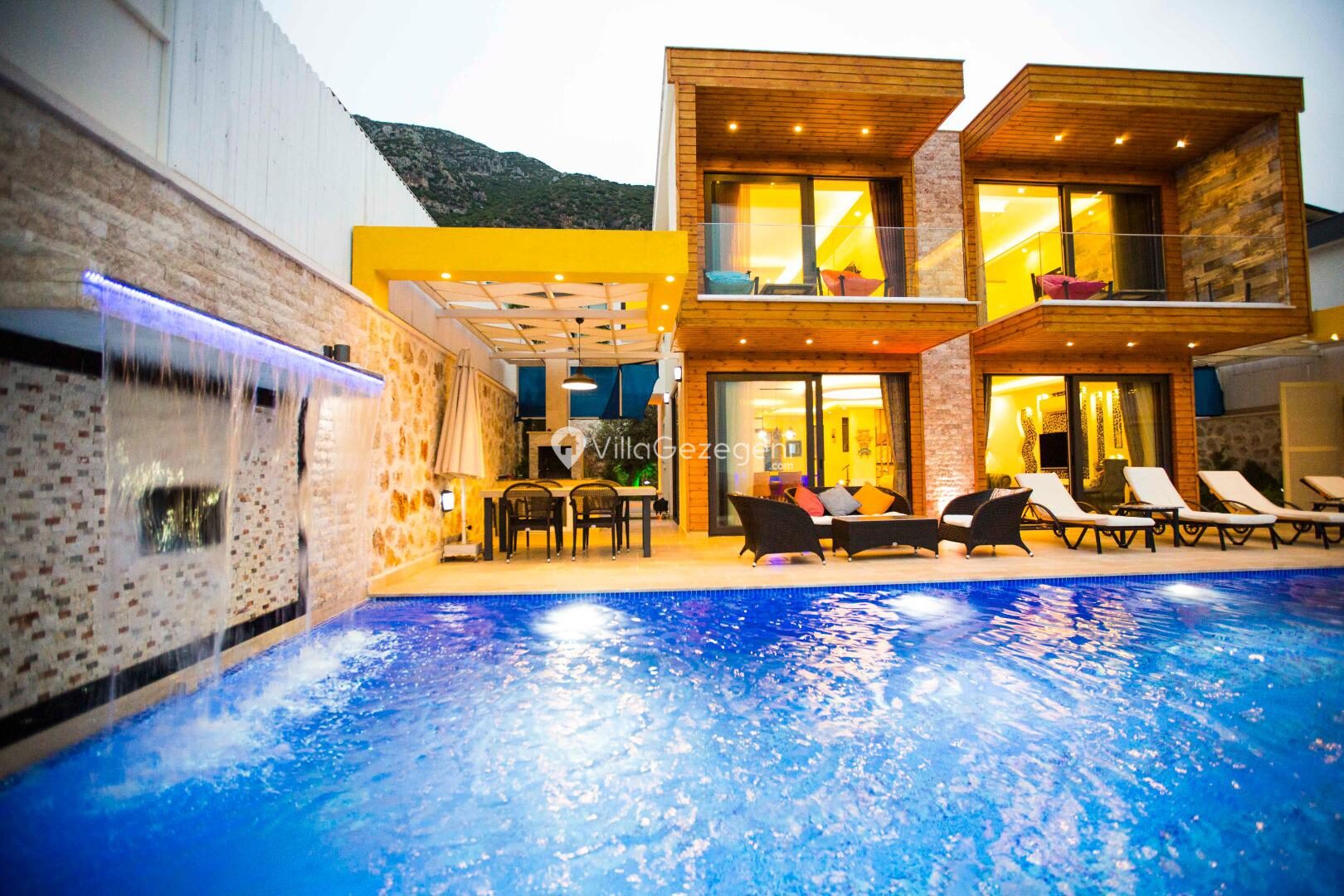 Villa Victoria — 13