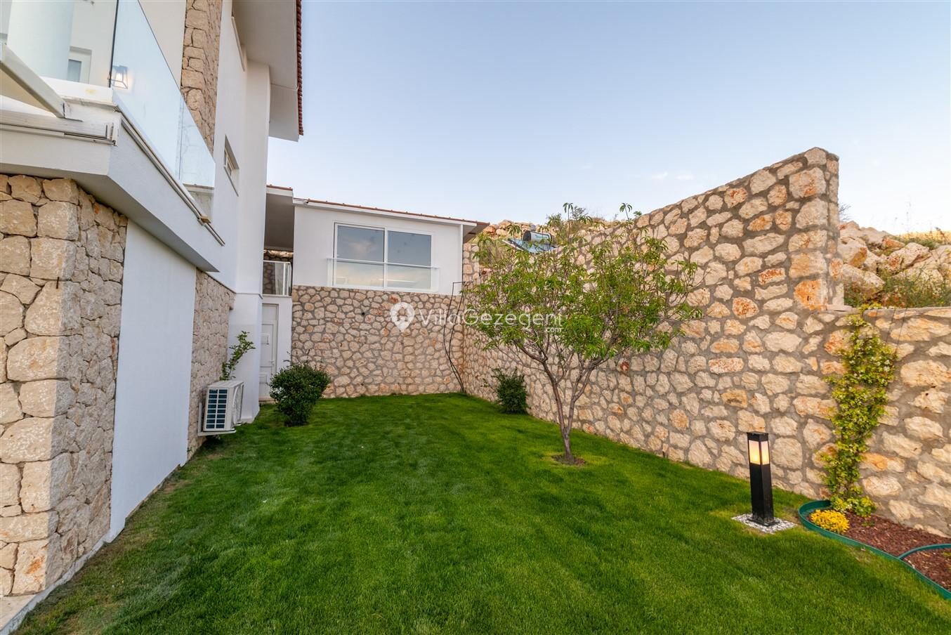 Villa Elana 2 — 75
