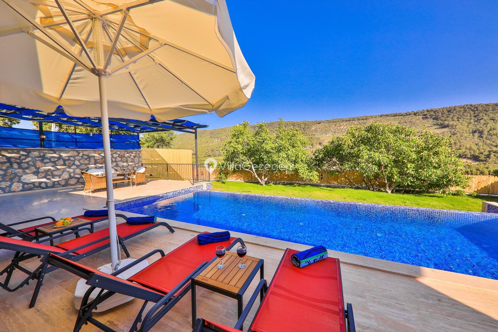 Villa Azra Naz — 12