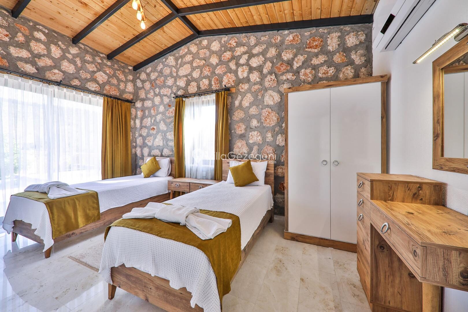 Villa Azra Naz — 21