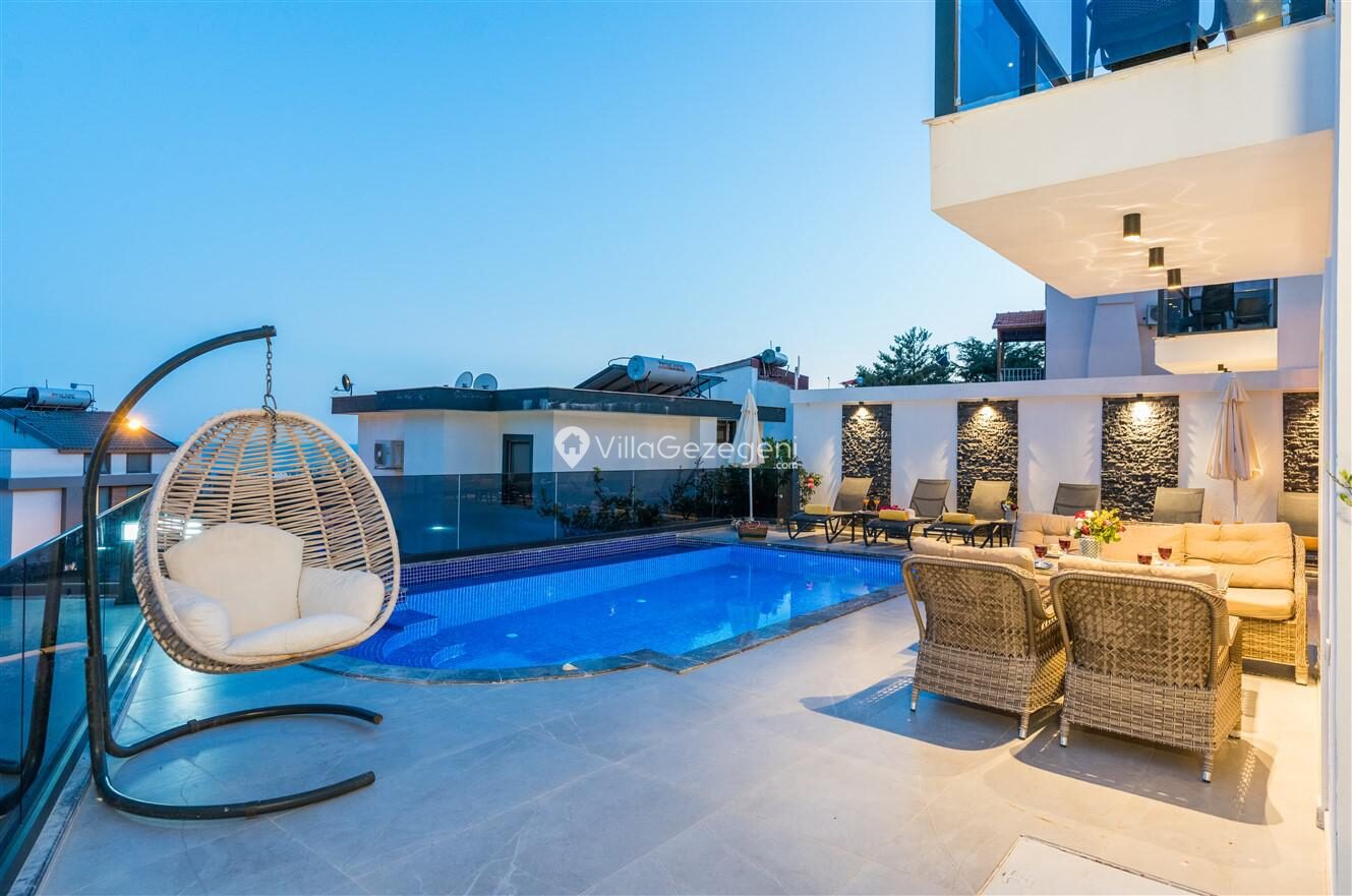 Villa Moon — 4