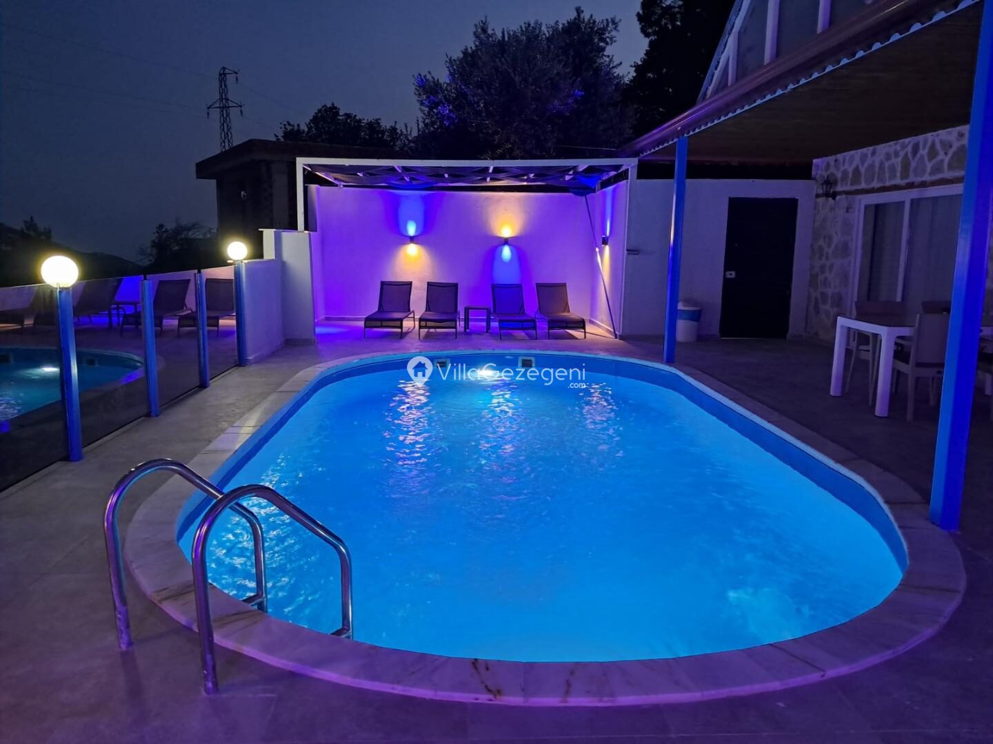 Villa Tema — 12