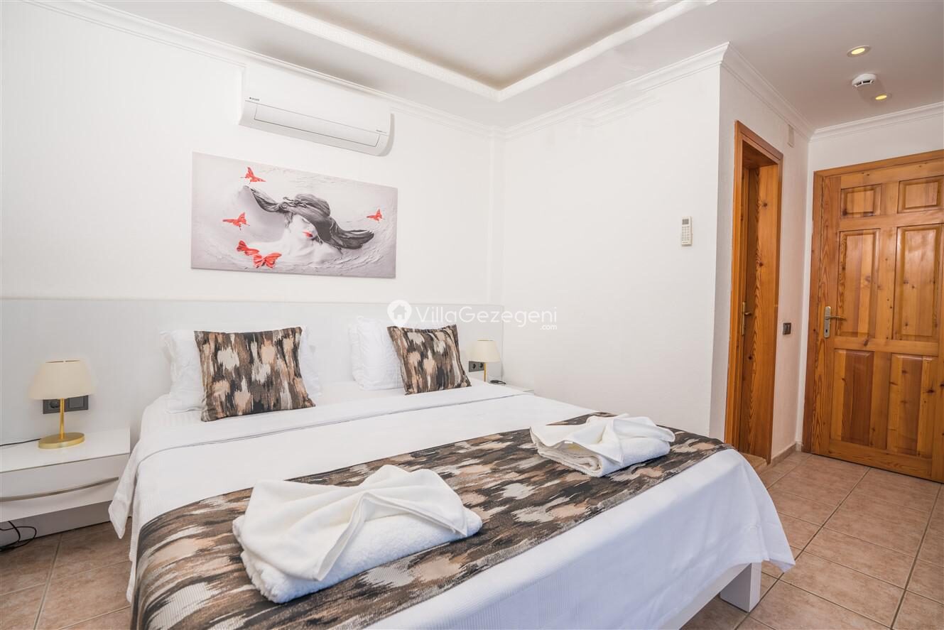 Villa Moon — 24