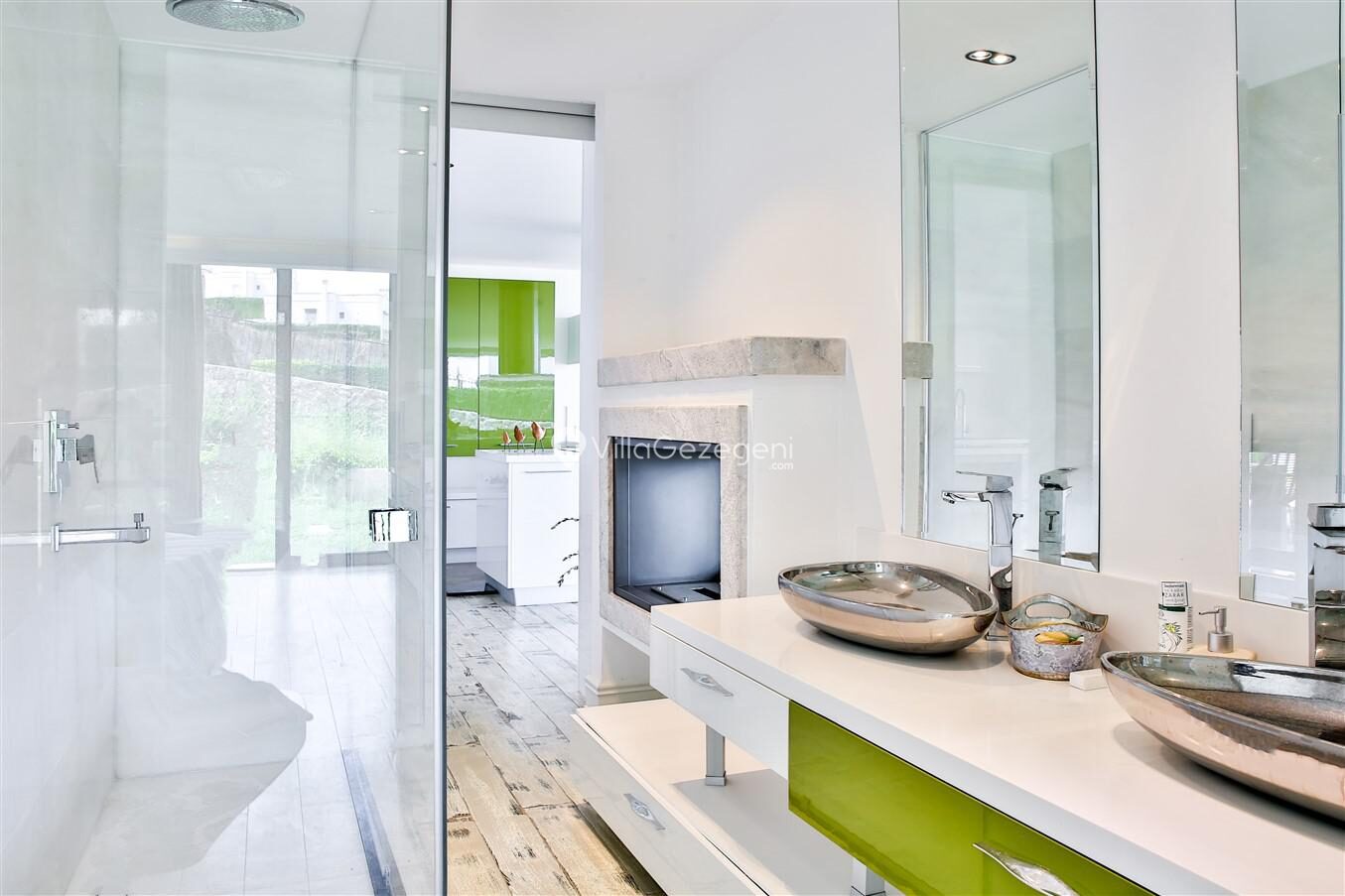 Villa Veyron 493 — 24
