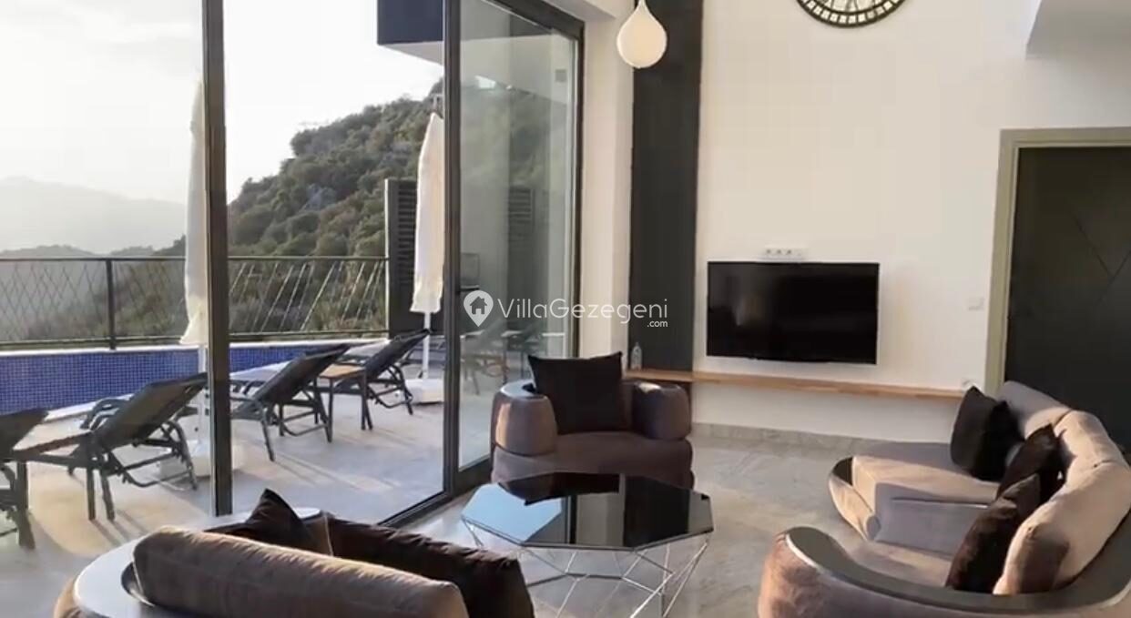 Villa Tria — 24