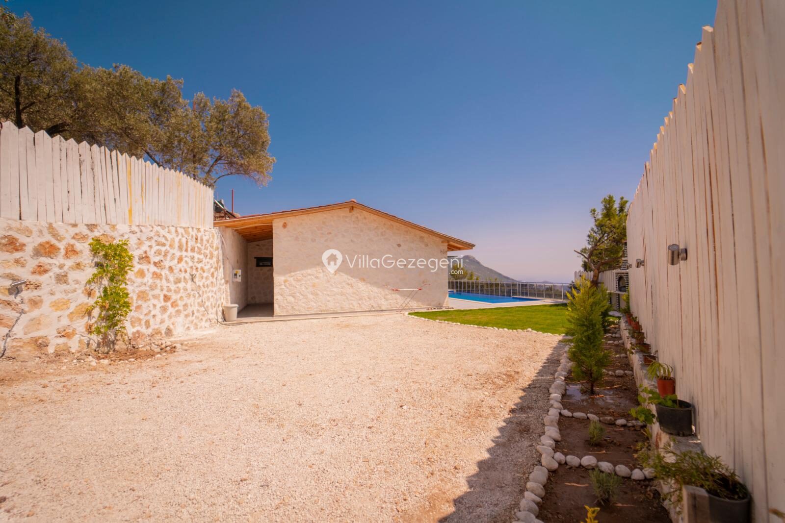 Villa Savaş — 18