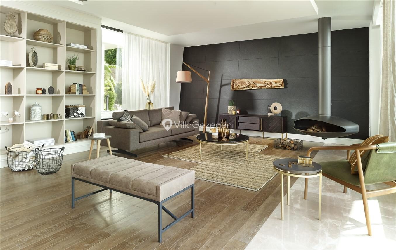 Villa Veyron 493 — 86