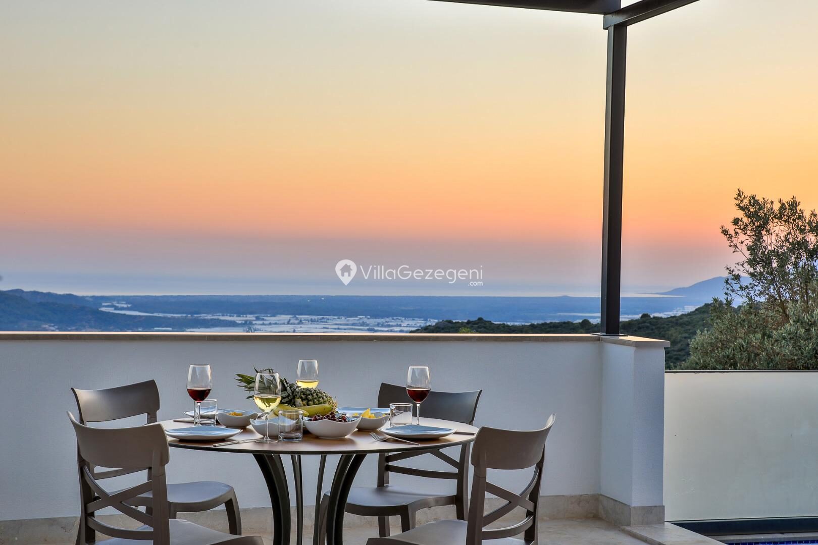 Villa Azure – Üzümlü kiralık villa