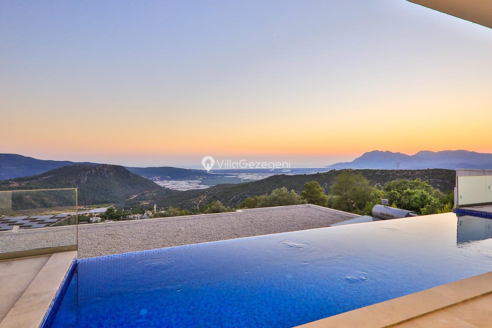 Villa Azure Duo — 16