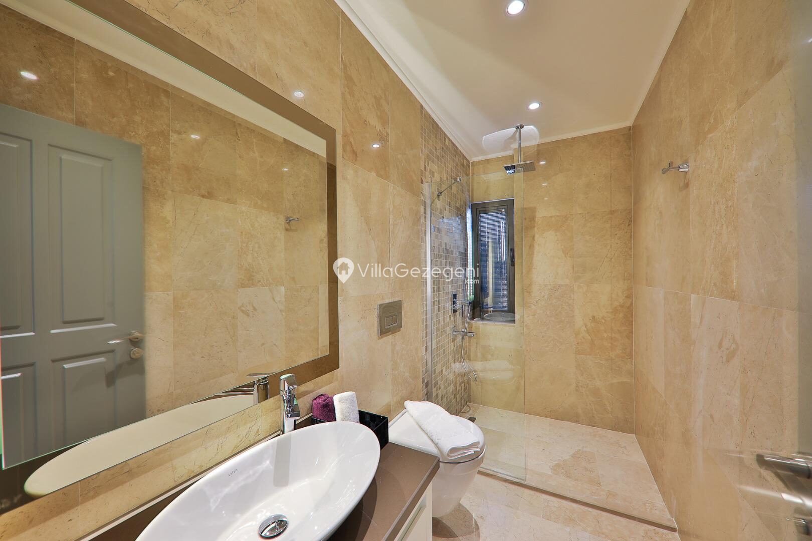 Villa Azure – Üzümlü kiralık villa